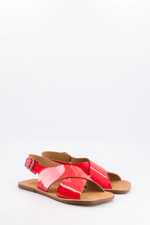 clara - sandale brides croisées cuir vernis pavot