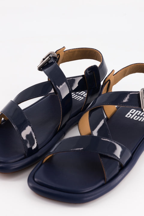 nannie - sandale plate cuir vernis navy
