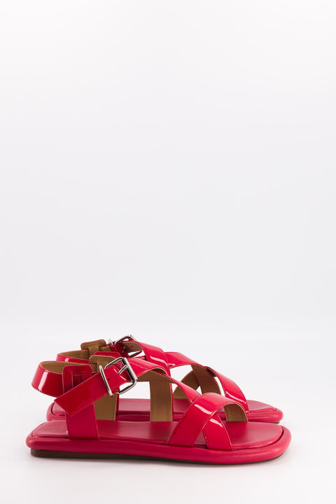nannie - sandale plate cuir vernis rouge